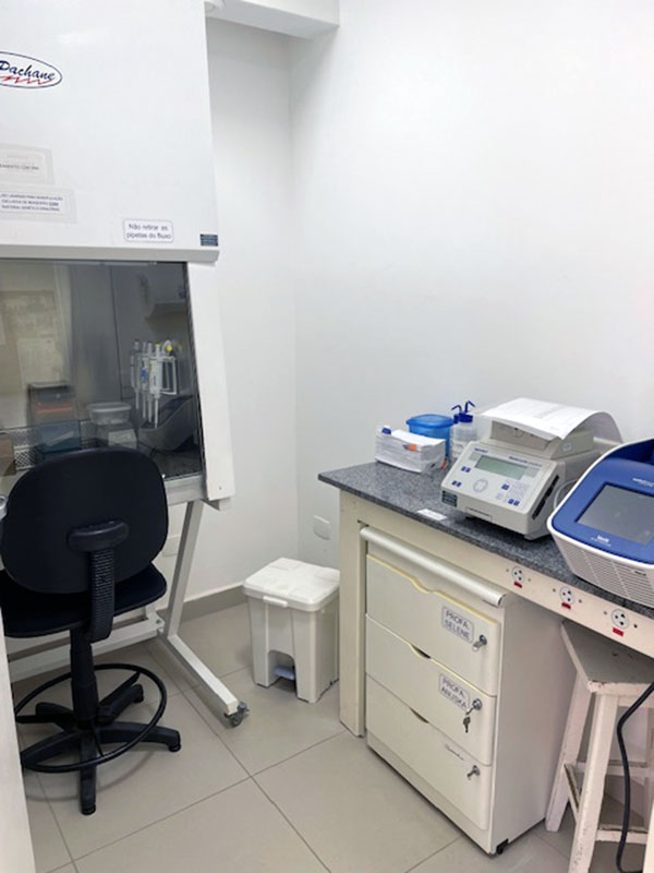 Laboratório de Citometria de Fluxo e Biologia Molecular